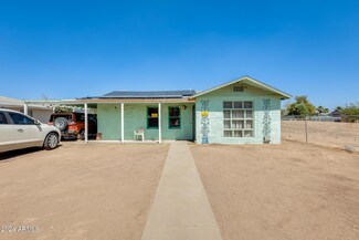 318 E Hill Dr, Avondale, AZ 85323