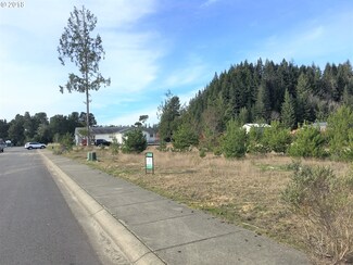 1050 Cedar Loop Unit 105, Lakeside, OR 97449