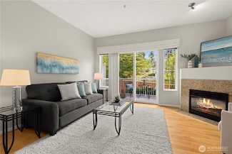 15720 Manor Way Unit E3, Lynnwood, WA 98087