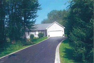 10103 Fair Ln, Union, IL 60180