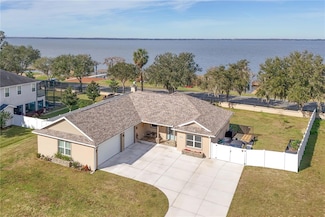 3219 Landing View, Tavares, FL 32778