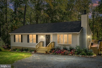 19180 Woodside Ln, Jeffersonton, VA 22724