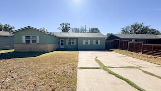 4825 53rd St, Lubbock, TX 79414