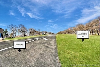 18977 E Wilderness Ln, Cookson, OK 74427