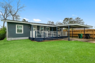 4622 Firnat St, Houston, TX 77016