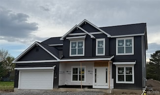 130 Sandstone Cir, Grand Island, NY 14072
