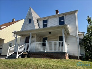 1476 Gould Rd, Toledo, OH 43612