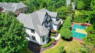 8707 Fairview Rd, Charlotte, NC 28226