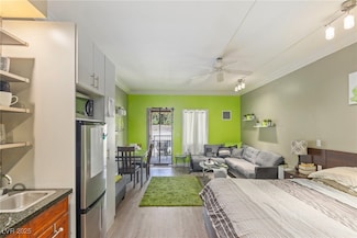 30 Strada di Villaggio Unit 429, Henderson, NV 89011