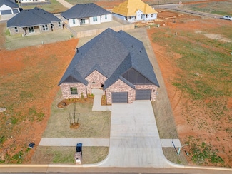 14301 Center Village Way, Yukon, OK 73099