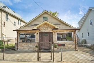 452 Home Ave, Staten Island, NY 10305