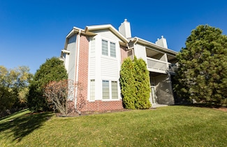 4893 S Forest Ridge Dr Unit 23, New Berlin, WI 53151