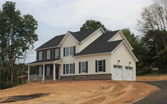 1709 Mount Pleasant Rd, Hellertown, PA 18055