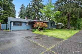 12710 23rd Ave NE, Seattle, WA 98125