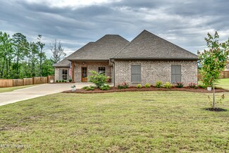 129 Richburg Ct, Pearl, MS 39208