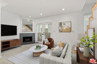 3854 Beethoven St Unit 2, Los Angeles, CA 90066
