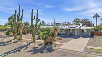 6052 E 17th St, Tucson, AZ 85711