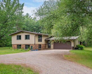 7069 Church St, Hazelhurst, WI 54531