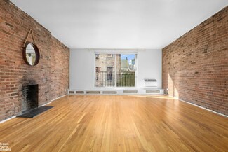 220 E 18th St Unit 5, New York, NY 10003