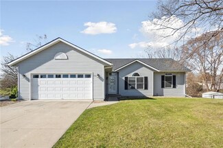 736 Lake Shore Dr, Nevada, IA 50201