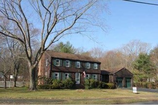 2 Whipple Rd, South Hamilton, MA 01982