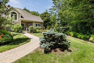 17 Berrill Farms Ln, Hanover, NH 03755