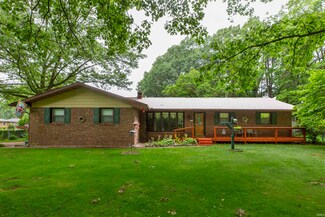56015 Birch Rd, Osceola, IN 46561