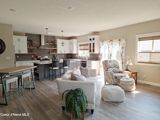 26 Ironwood Dr, Blanchard, ID 83804