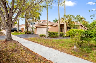1071 Bluewood Terrace, Weston, FL 33327
