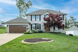 31 Richland Ct, Saint Charles, MO 63304