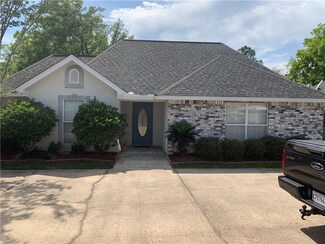 38 Hollycrest Blvd, Covington, LA 70433