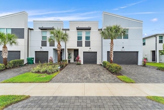 5633 Mentmore Dr, Mangonia Park, FL 33407