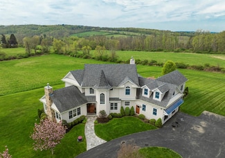 59 Bangall Rd, Millbrook, NY 12545