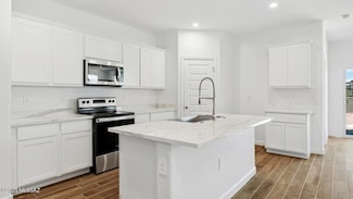 12160 E Morris Carson Dr, Vail, AZ 85641