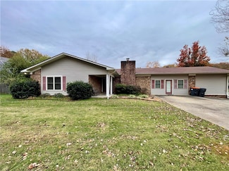 909 W 16th Cir, Russellville, AR 72801