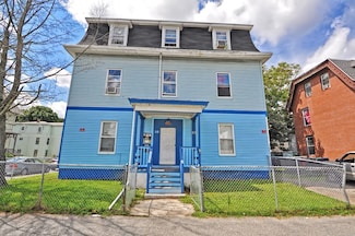 38 Benefit St, Worcester, MA 01610