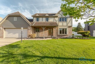 111 Freedom Ln, Waterville, OH 43566