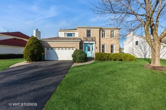 86 Cambridge Dr, Grayslake, IL 60030