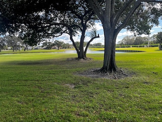 12830 Briarlake Dr Unit E103, West Palm Beach, FL 33418