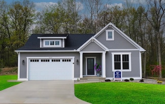 4206 Pebble Creek Dr, Midland, MI 48642