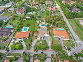 150 NW 123rd Ave, Miami, FL 33182