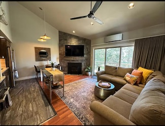 19717 Mount Bachelor Dr Unit 239, Bend, OR 97702