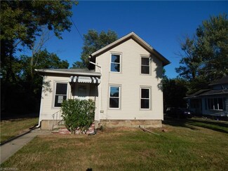 29 Spring St, Oberlin, OH 44074