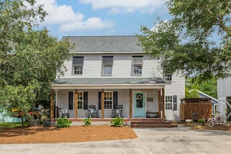 904 W Oak Island Dr, Oak Island, NC 28465