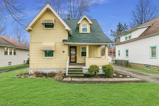 4411 Elmwood Rd, Cleveland, OH 44121