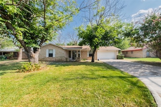 1402 SE 22nd St, Mineral Wells, TX 76067