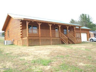 1310 Lakeview Rd, Livingston, TN 38570