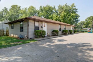 1429 N Wabash Ave, Springfield, MO 65802