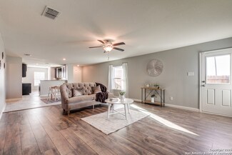 11715 Claudette St, San Antonio, TX 78252