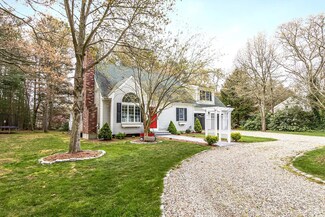 41 Curlew Way, Cotuit, MA 02635